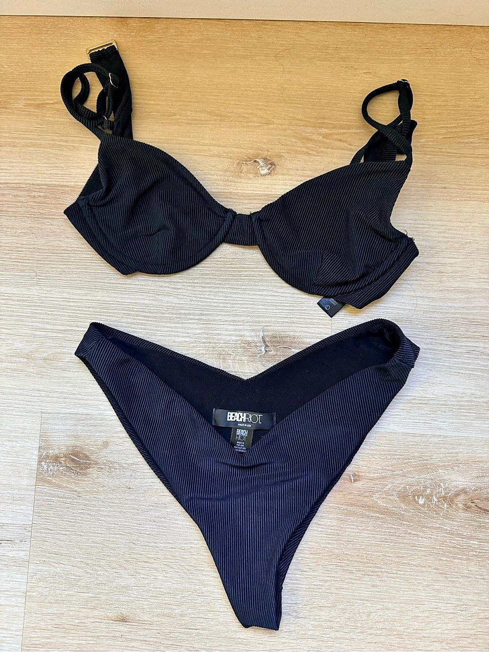 Beach Riot Camilla Top and Vanessa Bottom Ribbed Bikini Set in Black Medium / la
